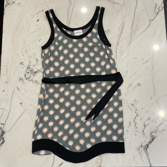 Bimba Y Lola, Casual Printed mini Dress with sash. Lovely hemline. - Picture 1 of 6